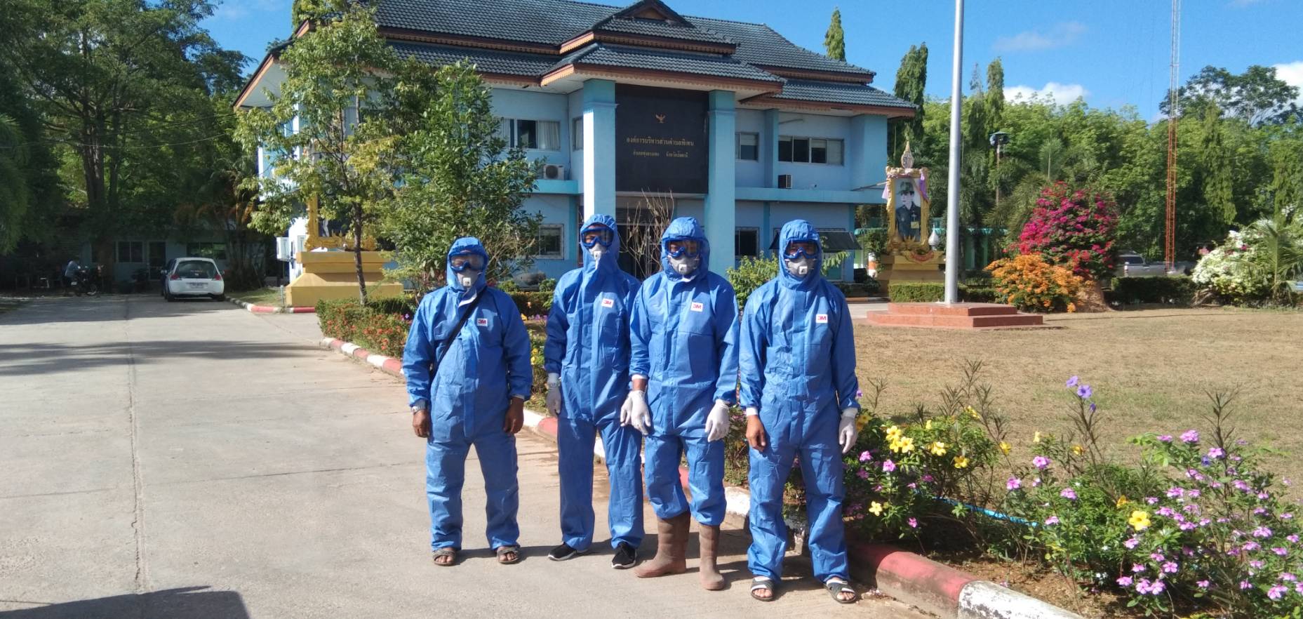 ทีมควบคุมโรค องค์การบริหารส่วนตำบลพิเทน พร้อมปฏิบัติงานที่บ้านโต๊ะชูด